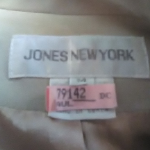Jones New York Beige Blazer Size 14 - Picture 7 of 7